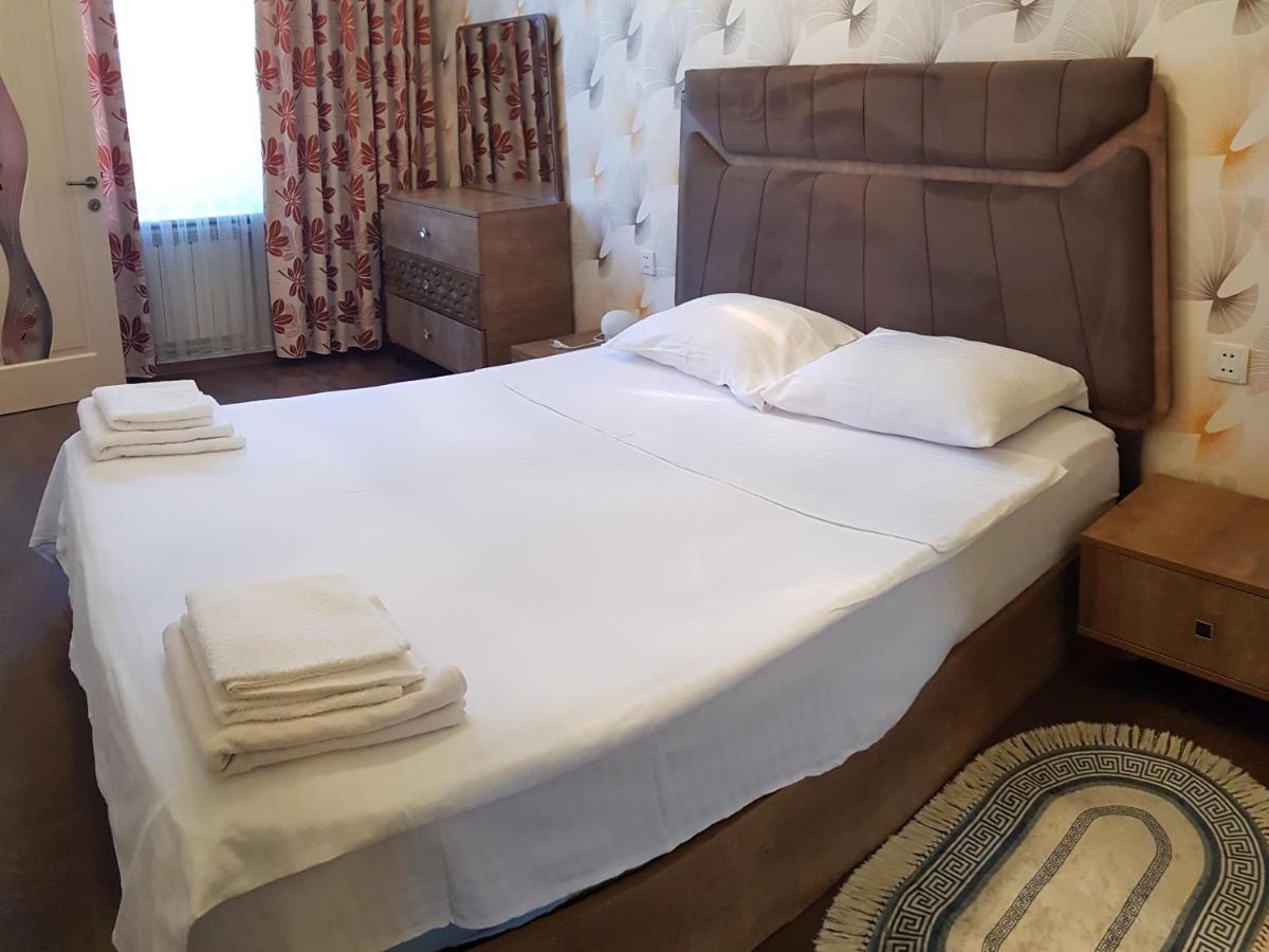 Central Baku Luxury Apartment On Nizami Street エクステリア 写真